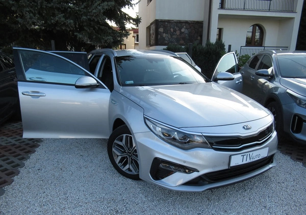 Kia Optima cena 89888 przebieg: 58250, rok produkcji 2019 z Darłowo małe 781